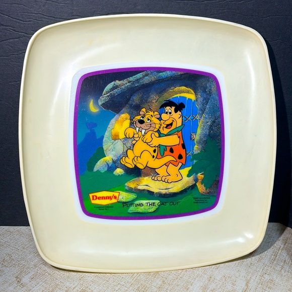 Vintage Denny's Flintstones Collectors Plates (Set of 2) - Picture 2 of 11